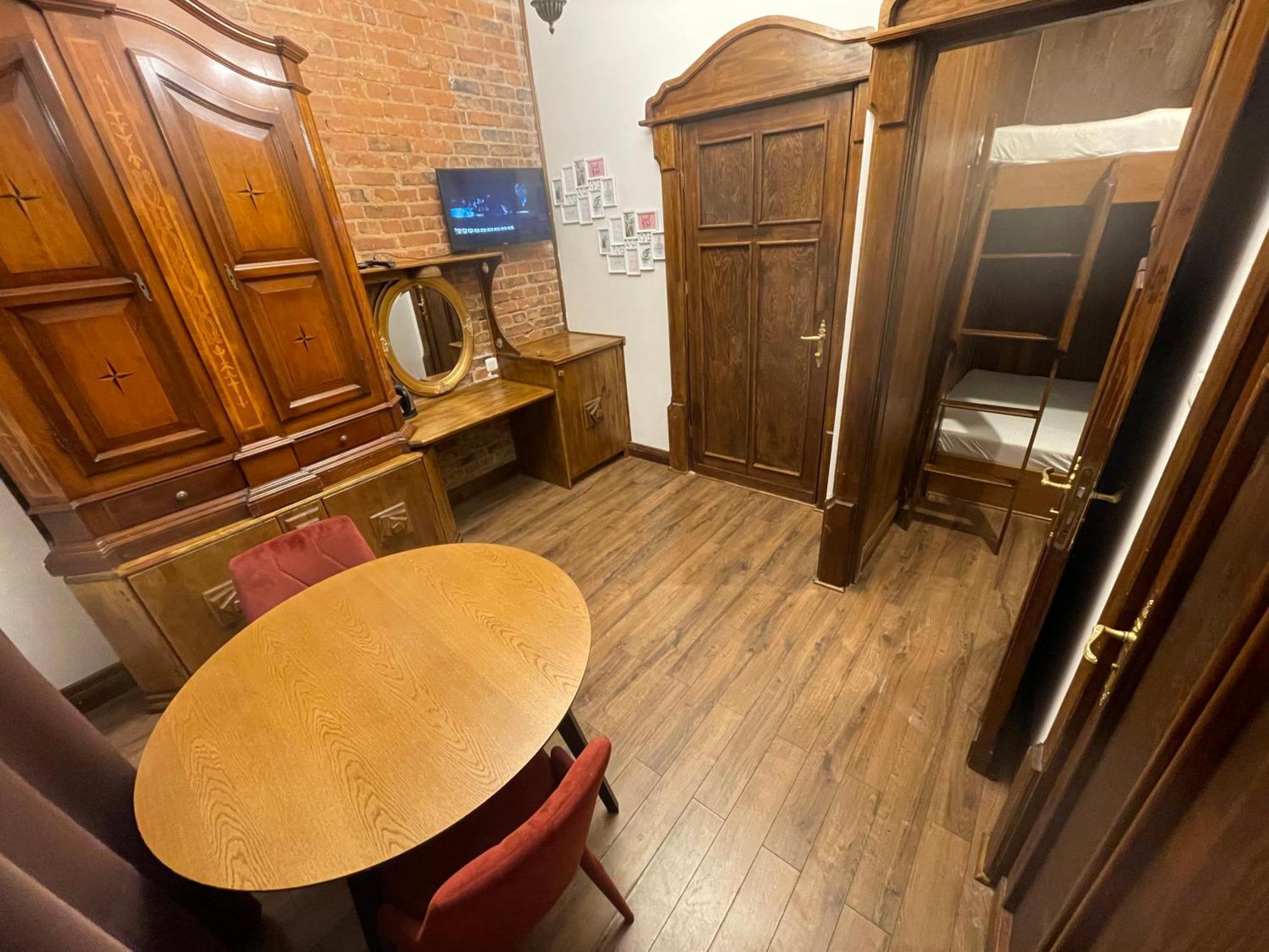 Dworek Oliwski Bed and Breakfast Gdansk Exterior foto